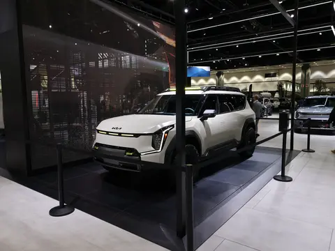 Kia EV9 ADVNTR concept car unveiled at Los Angeles Auto Show - Trade News - 1