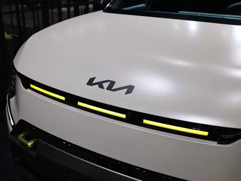 Kia EV9 ADVNTR concept car unveiled at Los Angeles Auto Show - Trade News - 2